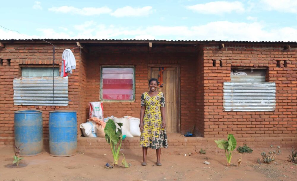 Read more about the article Women Village Savings and Loan Groups